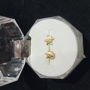18k Gold Tiny Turtle Stud Earrings